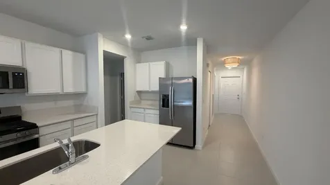 5876 NW Fairfox Way Port Saint Lucie FL 34987