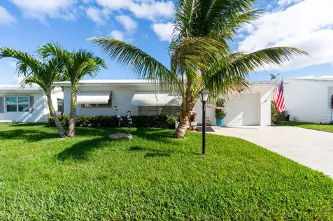 124 Sw 14th Street Boynton Beach FL 33426