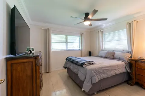 124 Sw 14th Street Boynton Beach FL 33426