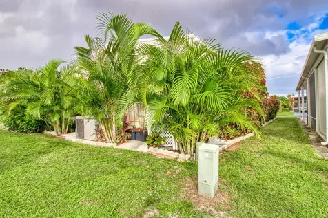 51010 Galina Bay Boynton Beach FL 33436