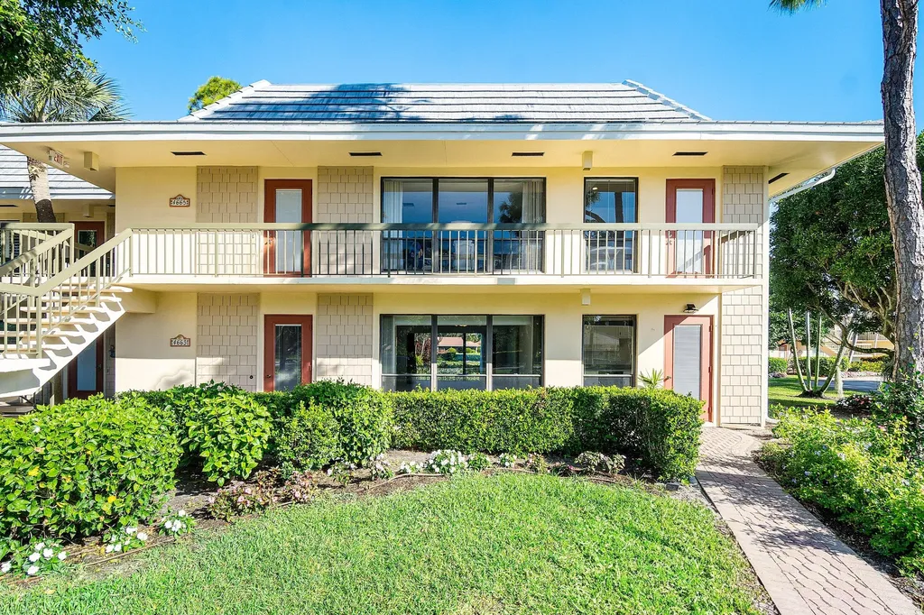 4663 Kittiwake Court Boynton Beach FL 33436