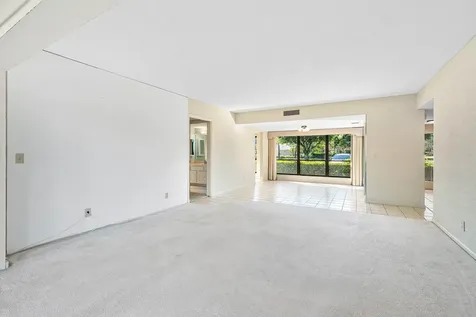 4663 Kittiwake Court Boynton Beach FL 33436