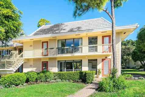 4663 Kittiwake Court Boynton Beach FL 33436