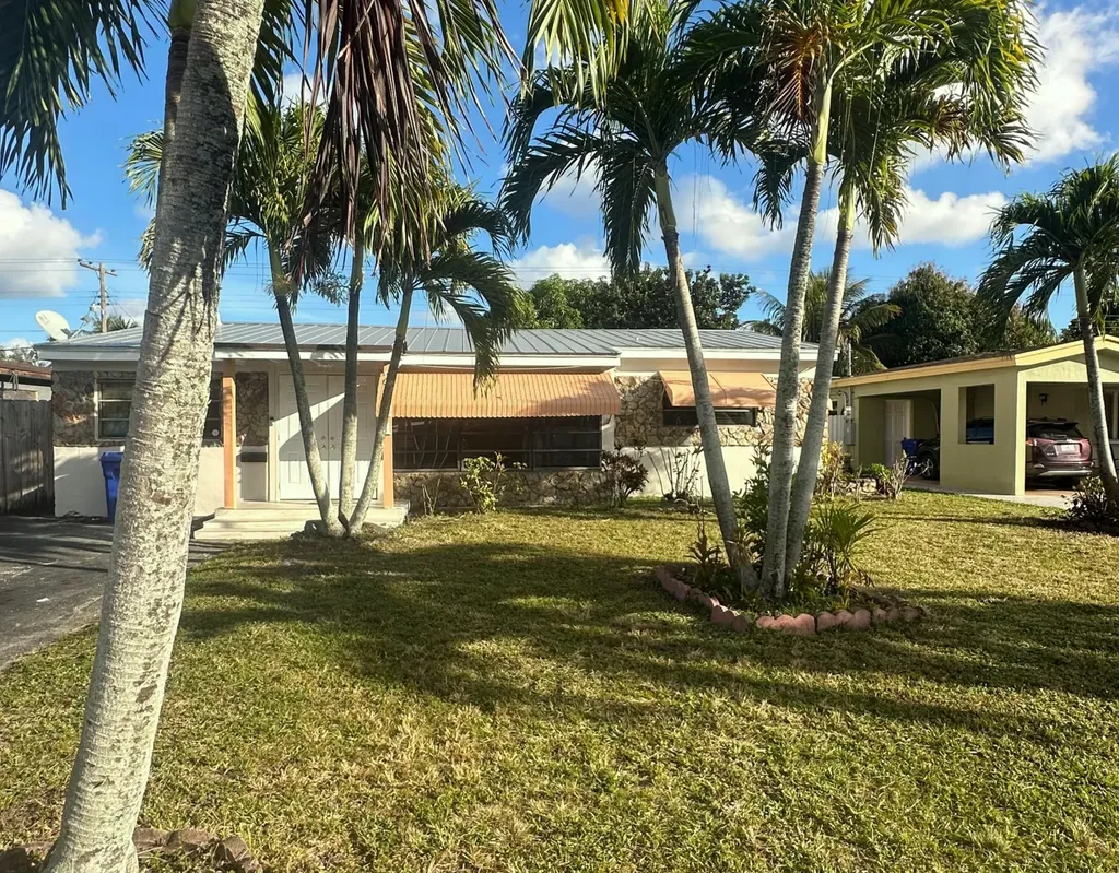 2221 Bahama Drive Miramar FL 33023