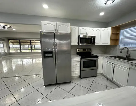2221 Bahama Drive Miramar FL 33023