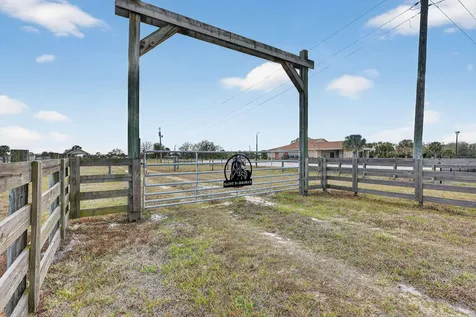 8164 Highway 70 Okeechobee FL 34974