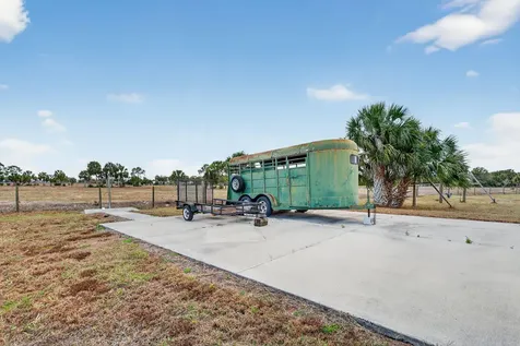 8164 Highway 70 Okeechobee FL 34974
