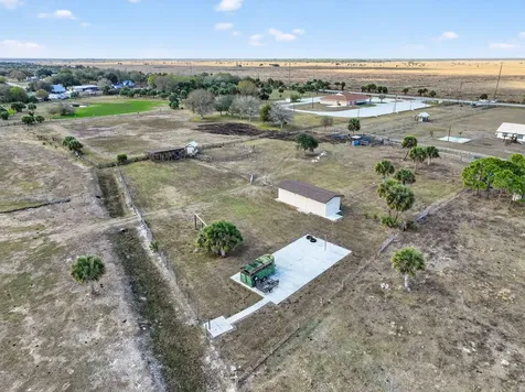 8164 Highway 70 Okeechobee FL 34974