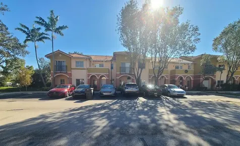 102 S Santa Catalina Circle North Lauderdale FL 33068