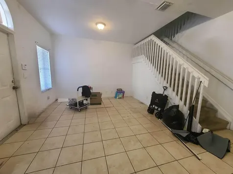 102 S Santa Catalina Circle North Lauderdale FL 33068