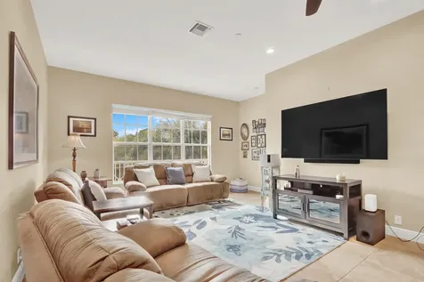 4559 Artesa Way Palm Beach Gardens FL 33418