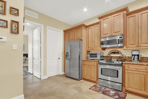 4559 Artesa Way Palm Beach Gardens FL 33418