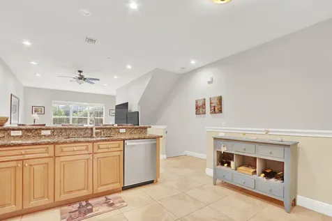 4559 Artesa Way Palm Beach Gardens FL 33418
