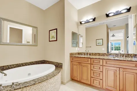 4559 Artesa Way Palm Beach Gardens FL 33418