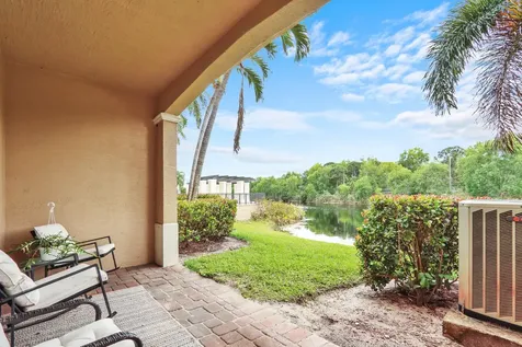 4559 Artesa Way Palm Beach Gardens FL 33418
