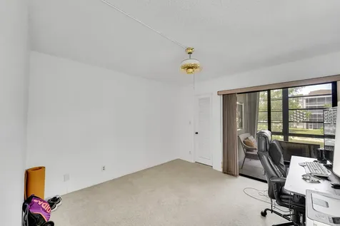 7342 Ashmont Circle Tamarac FL 33321
