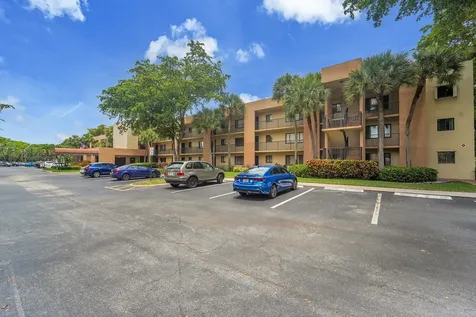 7342 Ashmont Circle Tamarac FL 33321