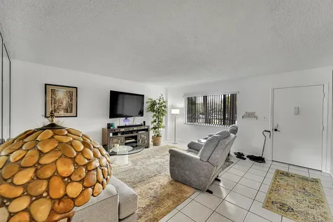 7342 Ashmont Circle Tamarac FL 33321