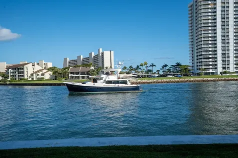 20 Yacht Club Drive North Palm Beach FL 33408