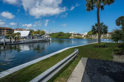 20 Yacht Club Drive North Palm Beach FL 33408