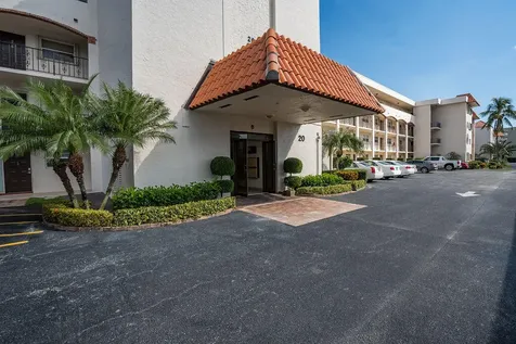 20 Yacht Club Drive North Palm Beach FL 33408
