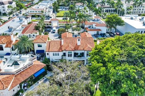 236 Phipps Plaza Palm Beach FL 33480