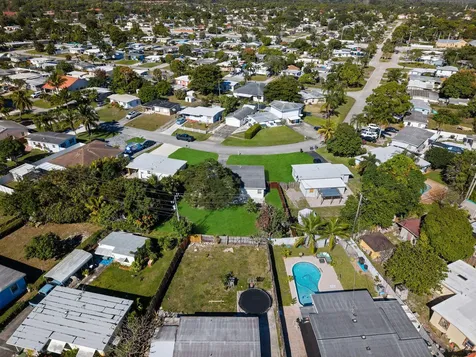5580 Maypop Road West Palm Beach FL 33415