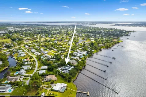 1924 Nw Shore Terrace Stuart FL 34994