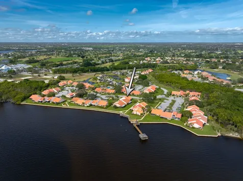 3501 Se Sandpiper Court Port Saint Lucie FL 34952