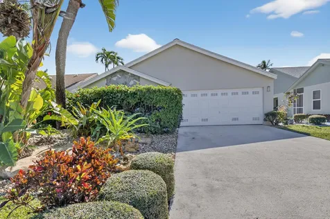 2570 Nw 13th Street Delray Beach FL 33445