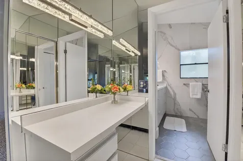 2570 Nw 13th Street Delray Beach FL 33445