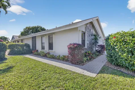 2570 Nw 13th Street Delray Beach FL 33445