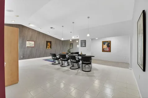 2570 Nw 13th Street Delray Beach FL 33445