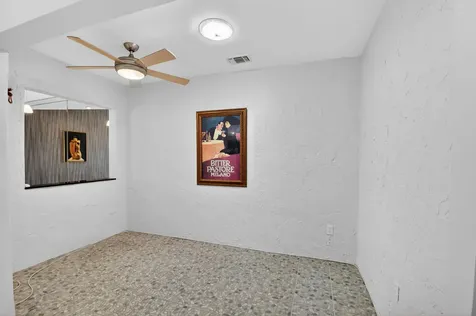 2570 Nw 13th Street Delray Beach FL 33445