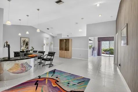 2570 Nw 13th Street Delray Beach FL 33445