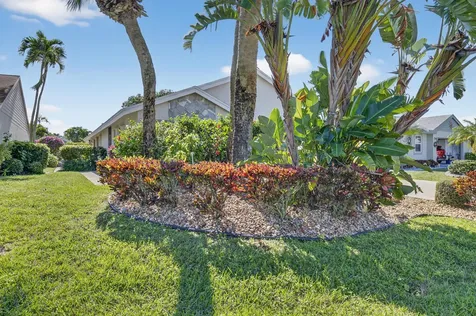 2570 Nw 13th Street Delray Beach FL 33445