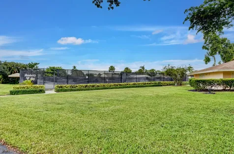 2570 Nw 13th Street Delray Beach FL 33445