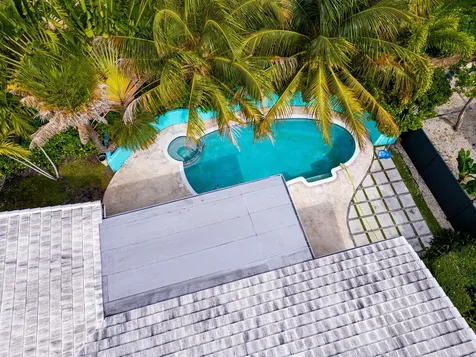 113 Park Lane Hypoluxo FL 33462