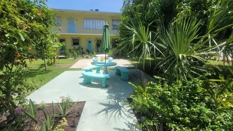 222 N Federal Highway Lake Worth Beach FL 33460
