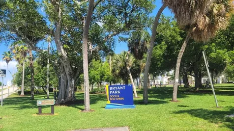 222 N Federal Highway Lake Worth Beach FL 33460
