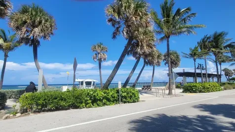 222 N Federal Highway Lake Worth Beach FL 33460