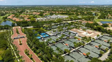 6667 Nw 25th Avenue Boca Raton FL 33496