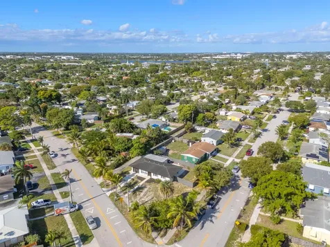 1908 Moor Drive Lake Worth Beach FL 33461