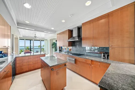 2824 Se Dune Drive Stuart FL 34996