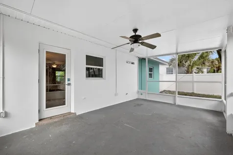 607 Se Cortez Avenue Stuart FL 34994
