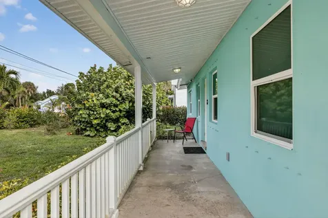 607 Se Cortez Avenue Stuart FL 34994