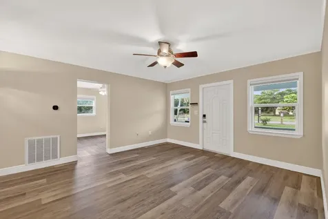607 Se Cortez Avenue Stuart FL 34994