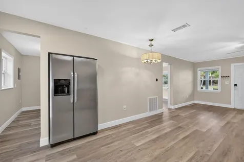 607 Se Cortez Avenue Stuart FL 34994