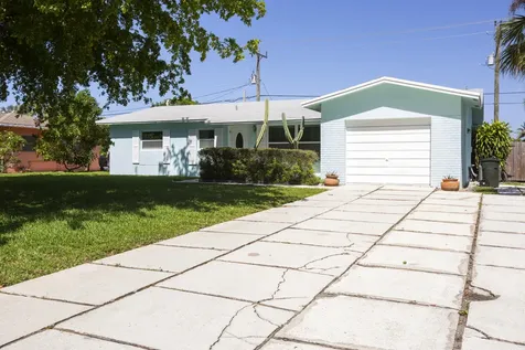 709 Lindell Boulevard Delray Beach FL 33444