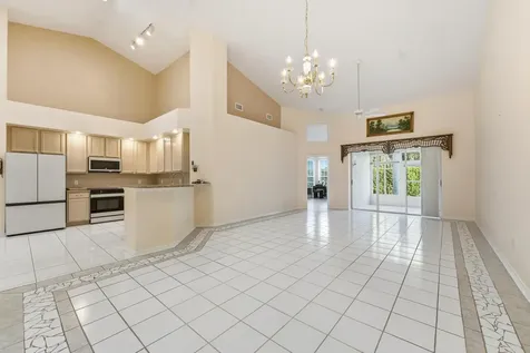 1578 Sw Harbour Isles Circle Port Saint Lucie FL 34986